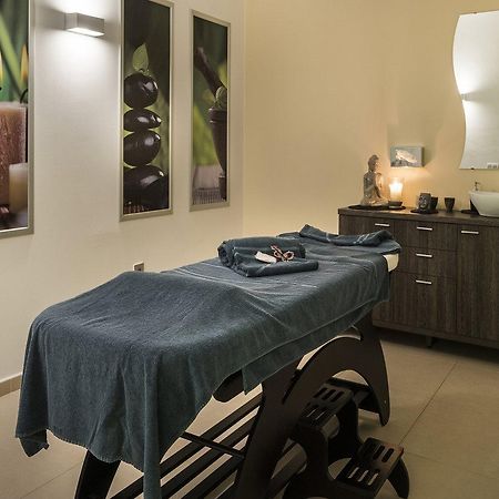 Royal Palm Resort & Spa (Adults Only) Playa De Esquinzo Bagian luar foto