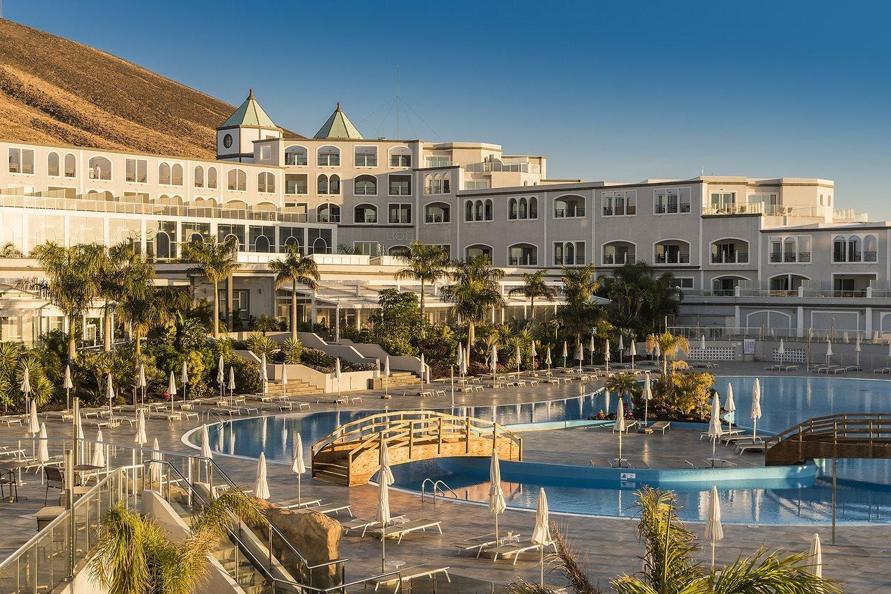 Royal Palm Resort & Spa (Adults Only) Playa De Esquinzo Bagian luar foto