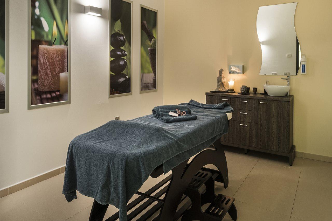 Royal Palm Resort & Spa (Adults Only) Playa De Esquinzo Bagian luar foto