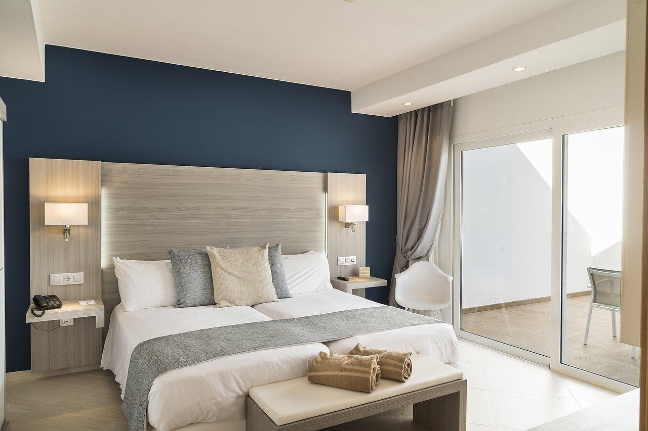 Royal Palm Resort & Spa (Adults Only) Playa De Esquinzo Bagian luar foto