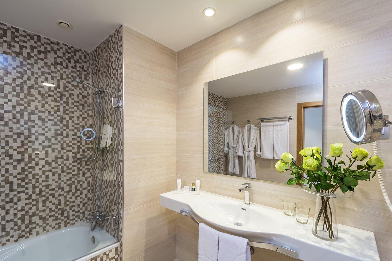 Royal Palm Resort & Spa (Adults Only) Playa De Esquinzo Bagian luar foto